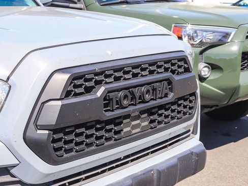 Used 2021 Toyota Tacoma SR5 image 6