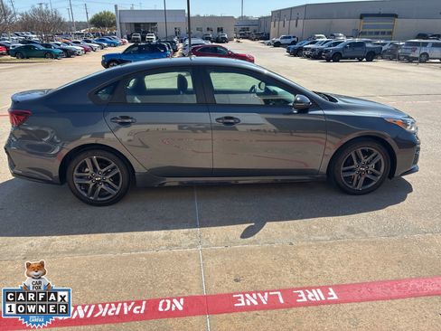 Used 2021 Kia Forte GT-Line w/ GT-Line Premium Package image 4