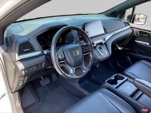 Used 2025 Honda Odyssey Sport-L image 17