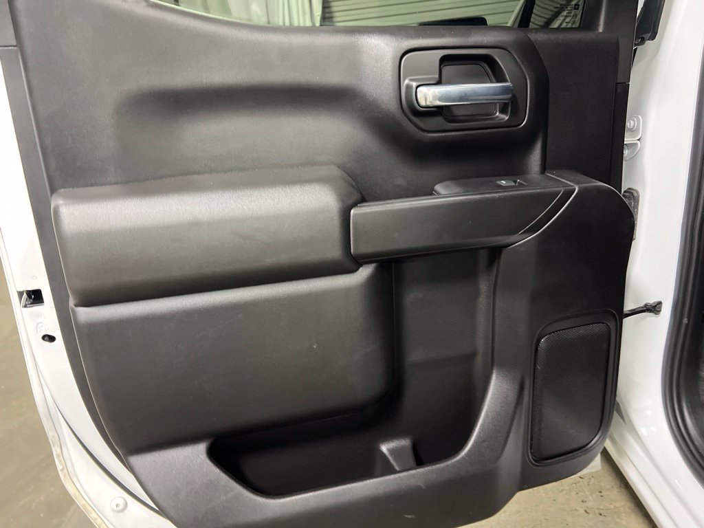 Used 2022 Chevrolet Silverado 1500 Custom AWD/4WD image 18