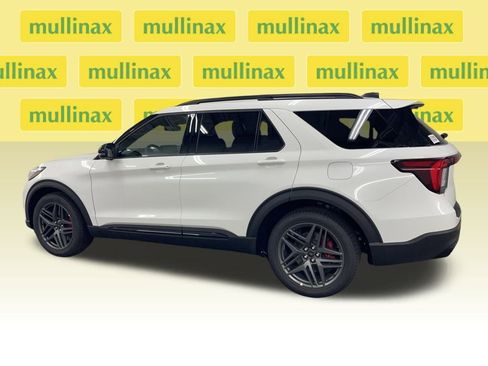 New 2025 Ford Explorer ST image 10