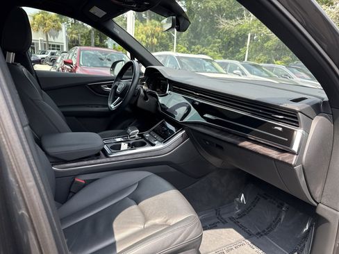 Used 2021 Audi Q7 3.0T Premium w/ Convenience Package AWD/4WD image 29