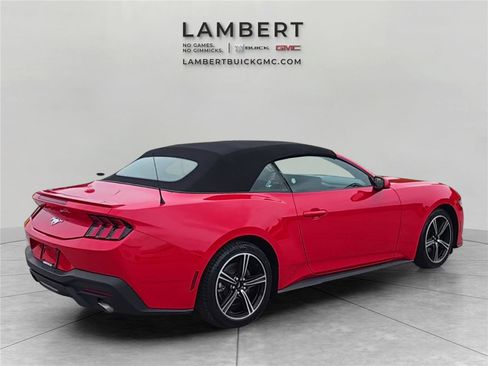 Used 2025 Ford Mustang Premium RWD image 6
