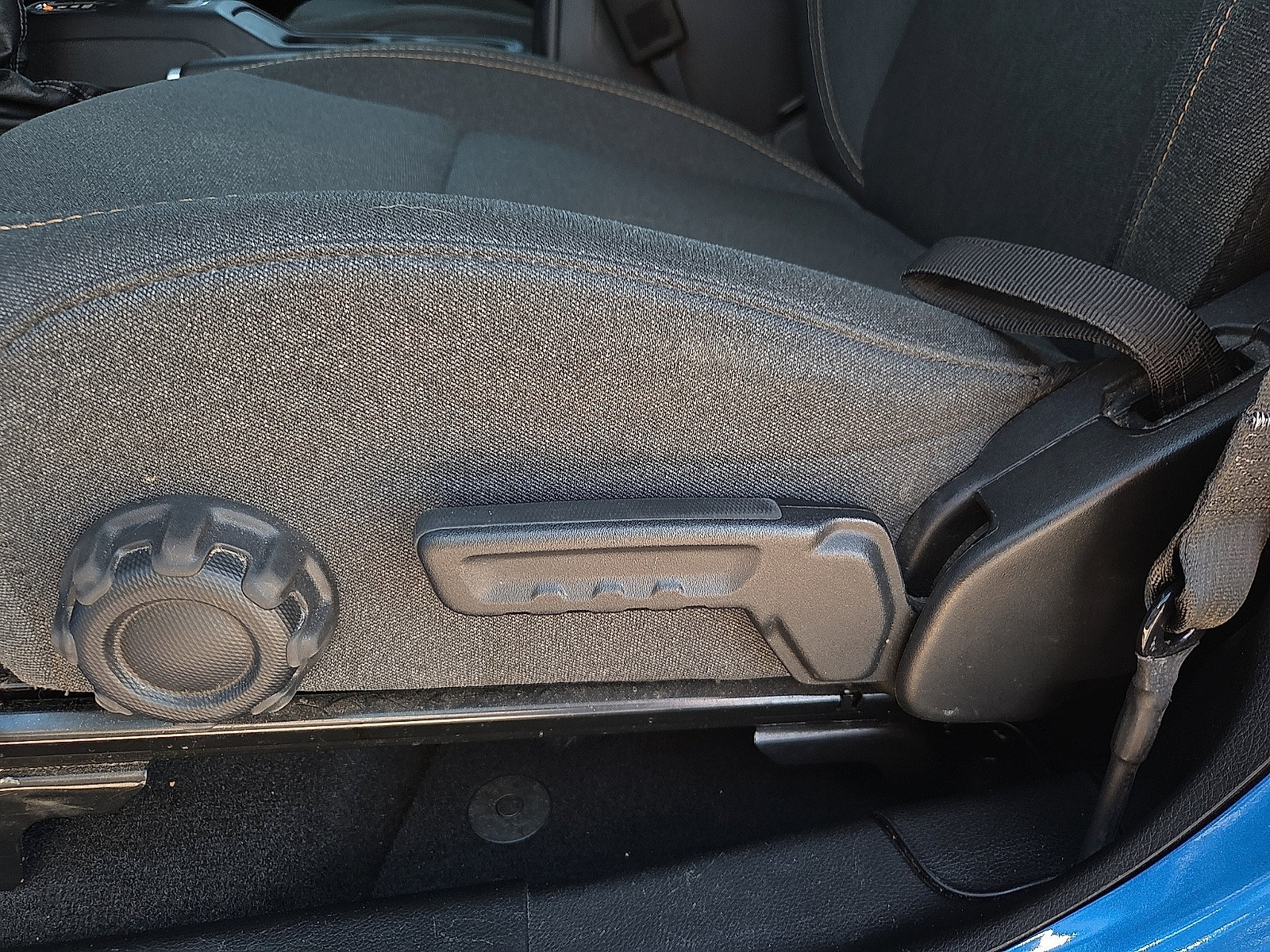 Used 2024 Jeep Wrangler Unlimited Sport AWD/4WD image 15