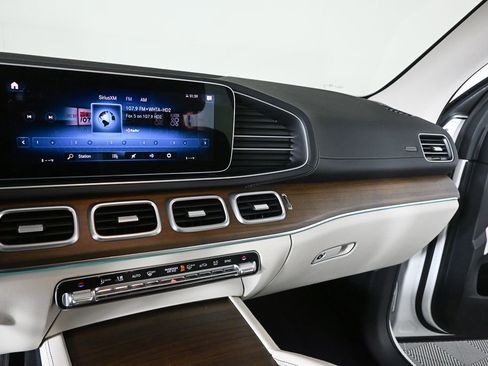 Certified 2022 Mercedes-Benz GLS 450 4MATIC image 13