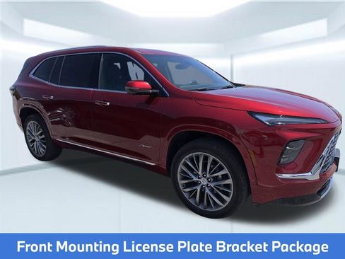 Used 2025 Buick Enclave Avenir w/ Trailering Package, 5000 lbs. image 6