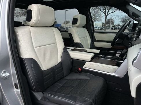 Used 2023 Toyota Tundra Capstone image 18