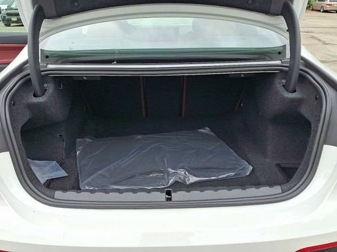 Used 2025 BMW 430i xDrive Coupe w/ M Sport Package image 28