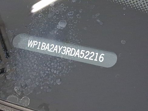 Certified 2024 Porsche Cayenne Coupe AWD/4WD image 58