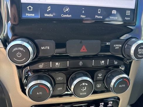 Used 2022 RAM 1500 Laramie image 24