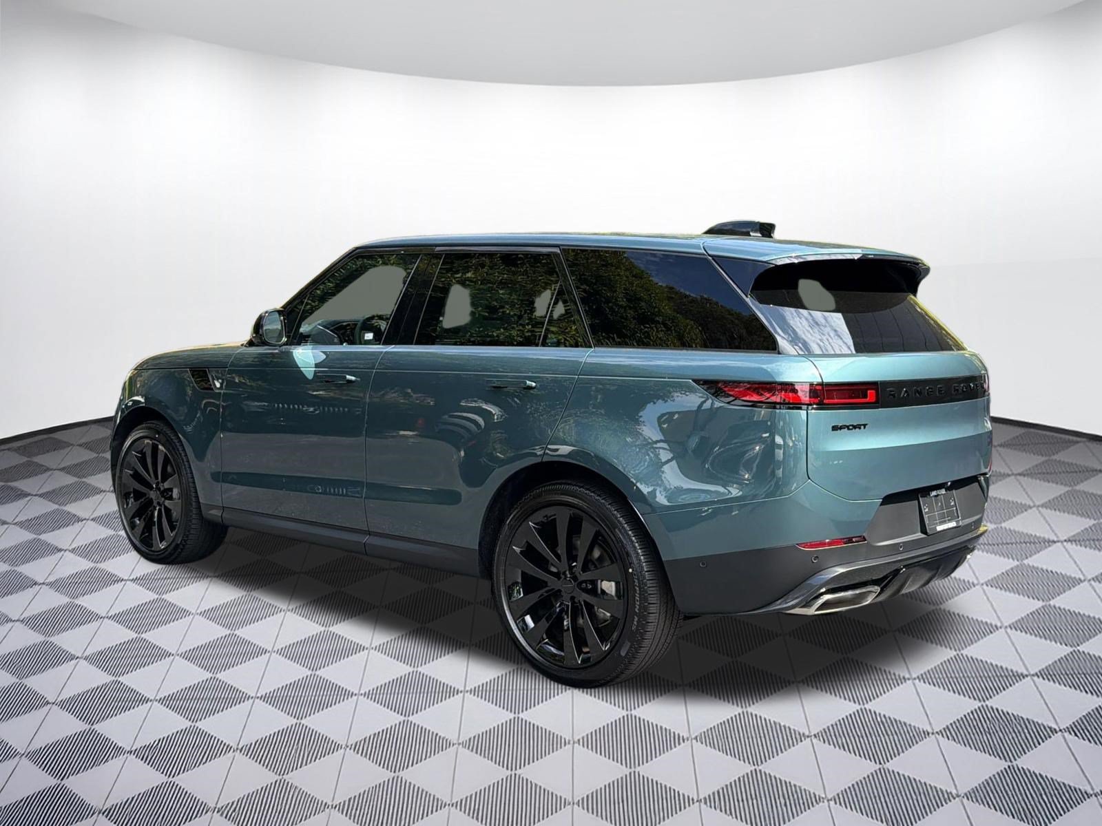New 2026 Land Rover Range Rover Sport SE AWD/4WD image 3