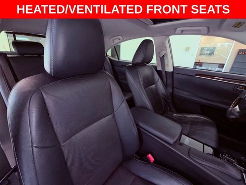Used 2014 Lexus ES 350 w/ Luxury Package image 10