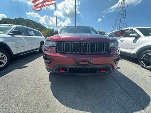 Used 2019 Jeep Grand Cherokee Trailhawk AWD/4WD image 28
