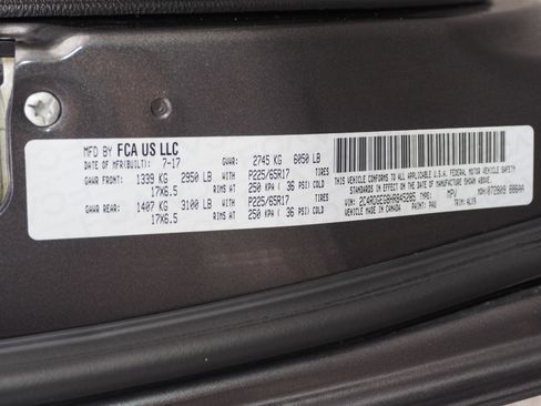 Used 2017 Dodge Grand Caravan GT image 29