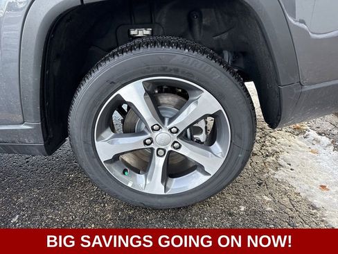 New 2025 Jeep Grand Cherokee L Limited image 16