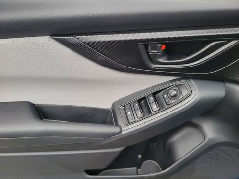 Used 2019 Subaru Crosstrek 2.0i Premium image 18