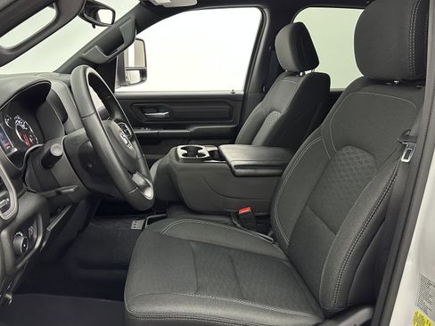 Used 2025 RAM 1500 Tradesman AWD/4WD image 13