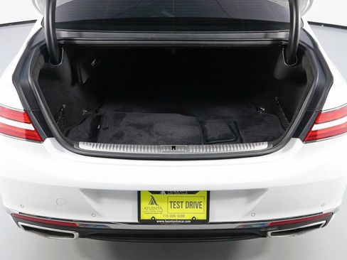 Used 2021 Genesis G90 5.0 Ultimate image 9