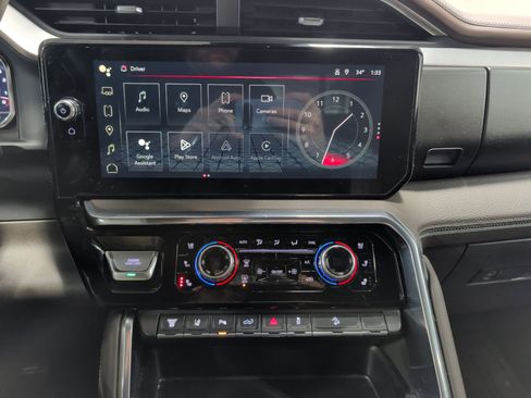 Used 2024 GMC Sierra 3500 Denali w/ Denali Reserve Package image 11