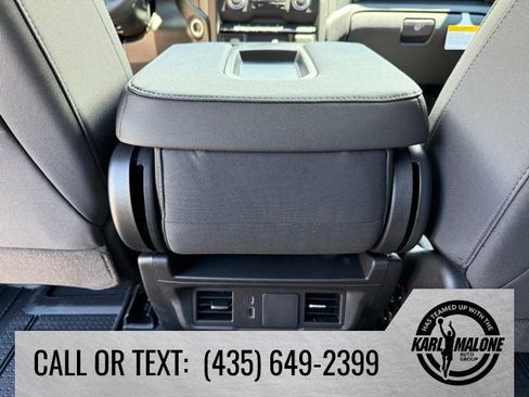 New 2026 Chevrolet Silverado 1500 Custom w/ LPO, Dark Essentials Package AWD/4WD image 29