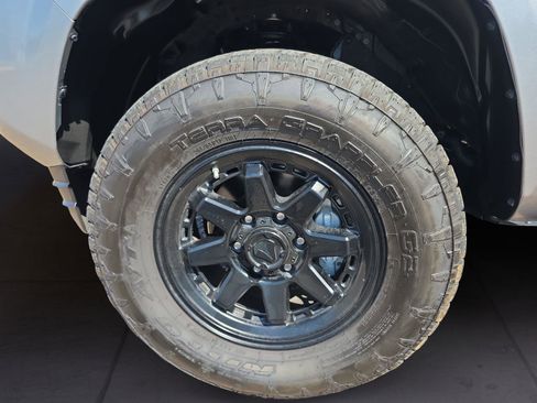 Used 2023 Toyota Tacoma SR image 13