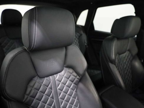 Used 2023 Audi SQ5 Premium Plus w/ Premium Plus Package image 21