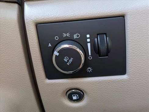 Used 2020 Jeep Grand Cherokee Limited RWD image 9