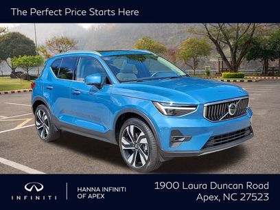 Used 2024 Volvo XC40 B5 Ultimate w/ Protection Package Premier