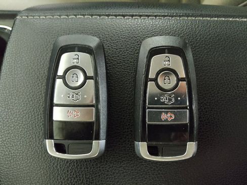 Used 2018 Ford Fusion S image 32