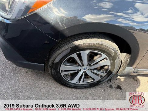 Used 2019 Subaru Outback 3.6R Limited AWD/4WD image 9