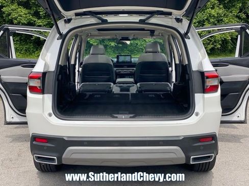 Used 2025 Honda Pilot Touring image 44