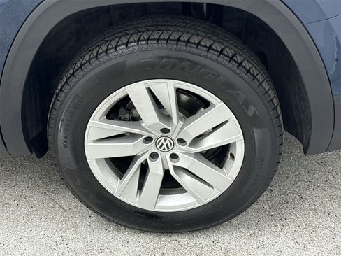 Used 2018 Volkswagen Atlas SE image 41