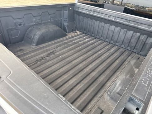 Used 2022 Chevrolet Silverado 1500 LTZ w/ LTZ Convenience Package II image 10