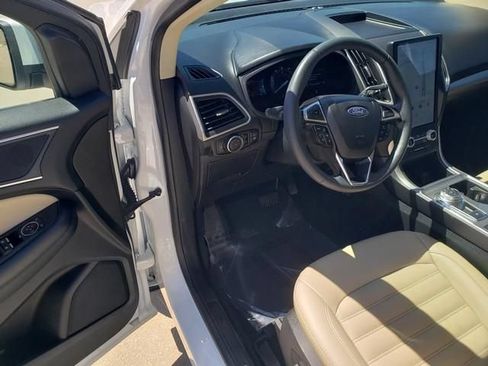 Used 2024 Ford Edge SEL w/ Convenience Package AWD/4WD image 12