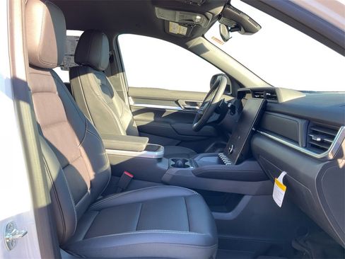 New 2026 GMC Terrain Elevation w/ Elevation Premium Package image 25