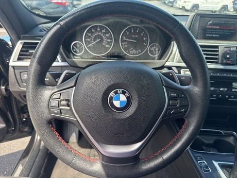Used 2018 BMW 330i xDrive Sedan w/ Convenience Package AWD/4WD image 15