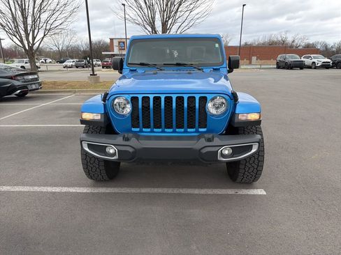 Used 2021 Jeep Gladiator Sport image 3