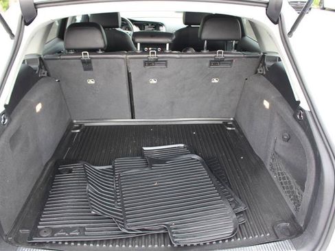 Used 2016 Audi A4 Premium w/ Audi MMI Navigation Plus AWD/4WD image 18