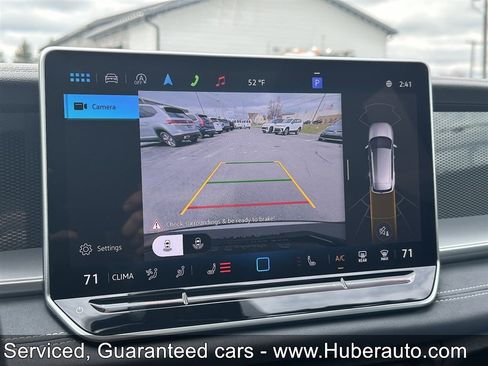 Used 2025 Volkswagen Tiguan SE R-Line image 30