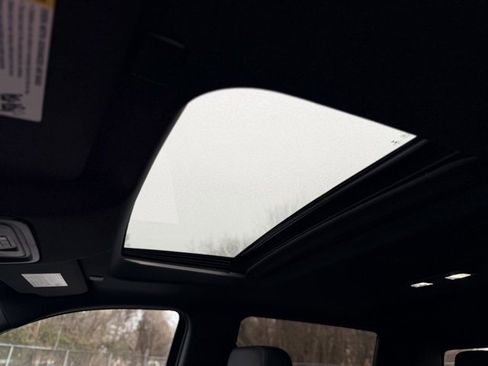 Used 2020 GMC Sierra 1500 AT4 w/ AT4 Premium Package image 21