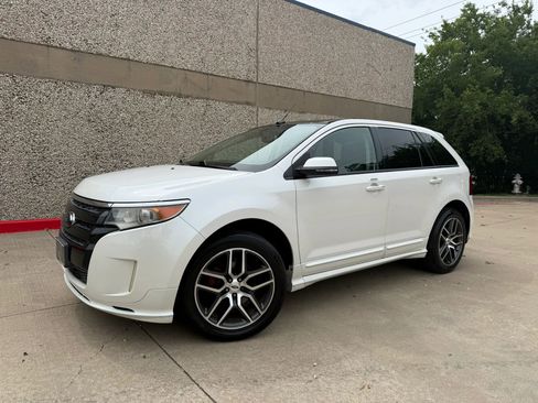 Used 2013 Ford Edge Sport w/ Driver Entry Pkg AWD/4WD image 2