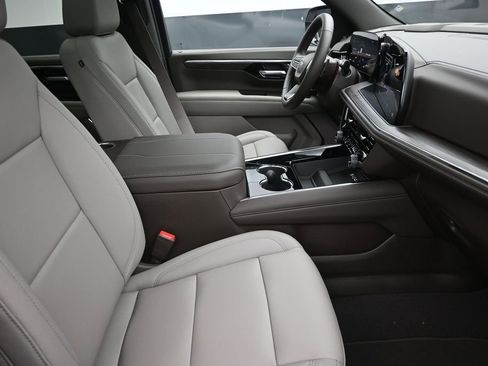 New 2026 Chevrolet Tahoe Z71 AWD/4WD image 24