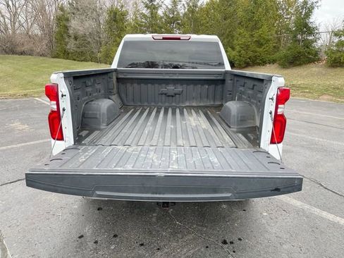Used 2021 Chevrolet Silverado 1500 Custom image 25
