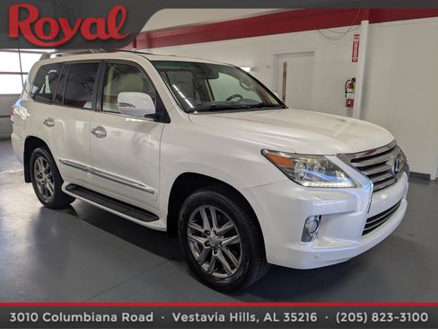 Used 2013 Lexus LX 570 4WD image 5
