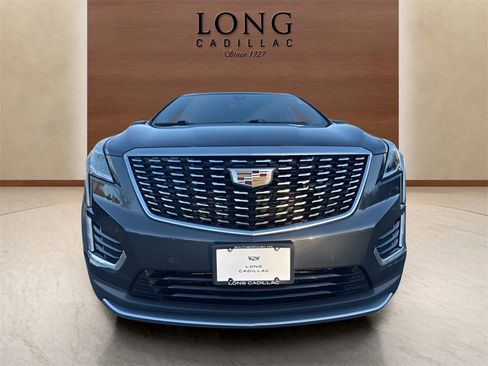 Certified 2022 Cadillac XT5 Premium Luxury image 8