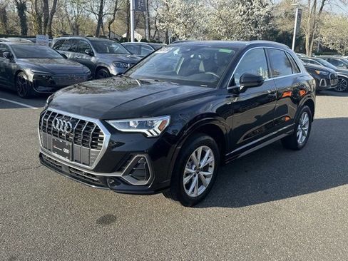 Certified 2025 Audi Q3 2.0T Premium AWD/4WD image 8