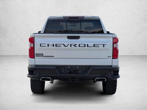 Used 2021 Chevrolet Silverado 1500 LT Trail Boss w/ Convenience Package II image 6