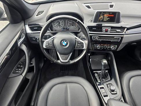Used 2016 BMW X1 xDrive28i w/ Premium Package AWD/4WD image 2