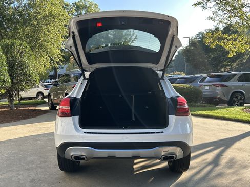 Used 2019 Mercedes-Benz GLA 250 image 8