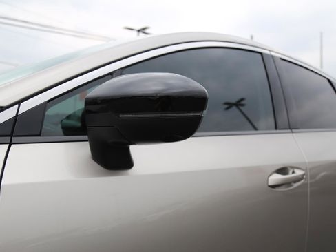 New 2025 Nissan Murano SL image 10